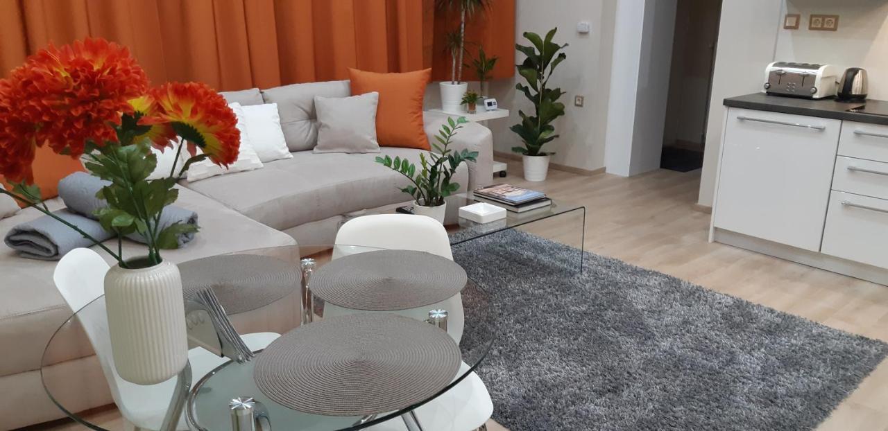 Modern, Quiet & Cozy Apartment In The Middle Of Downtown Near Danube At Fashion Street Budapest Kültér fotó